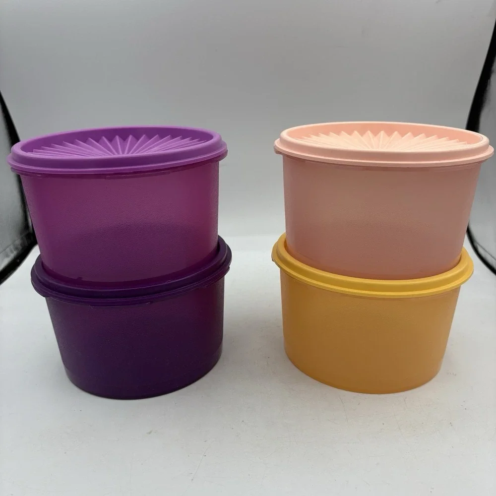 Tupperware Food Storage Containers Servalier Canister 4 Cups‎ Lot of 4 1298 New